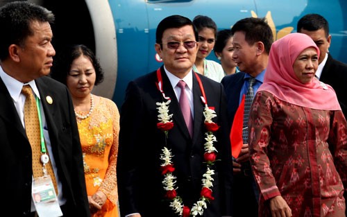 Президент Вьетнама прибыл в Джакарту для участия в саммите стран Азии и Африки - ảnh 1